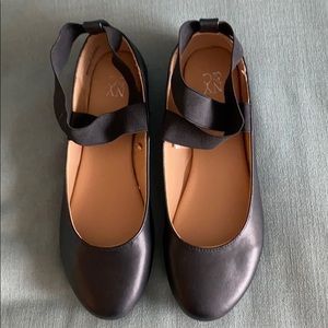 New York and company ballet flats